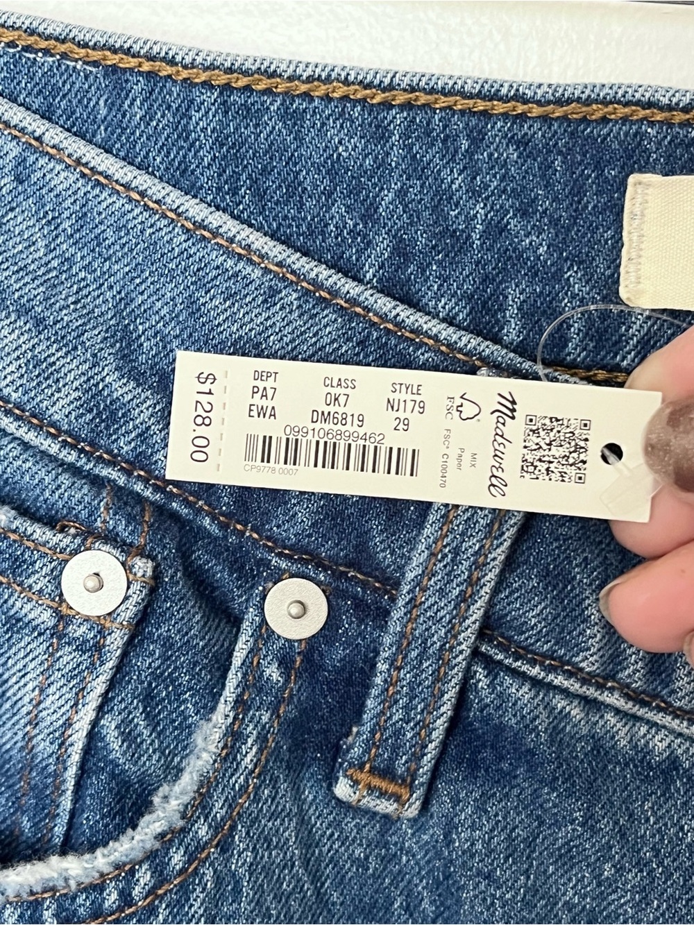 Madewell Perfect Vintage Straight Jean in Earlwood Wash - Picture 5 of 8
